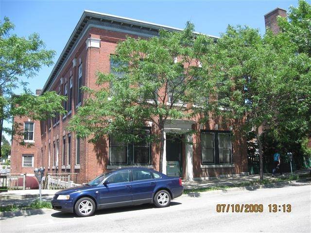 252-260 College Street - Photo 1