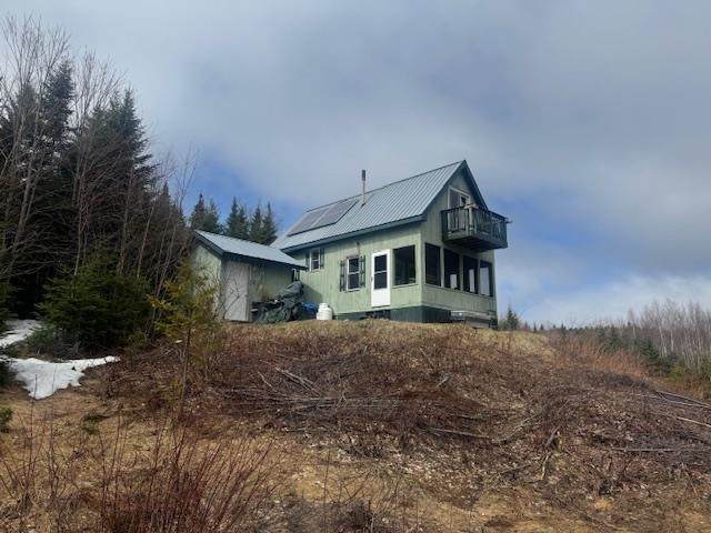 639 Pinnicle Road - Photo 1