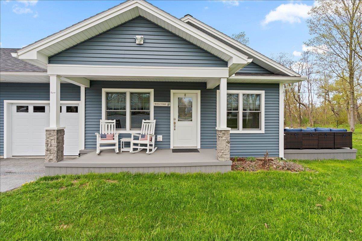 2529 Bronson Road - Photo 1