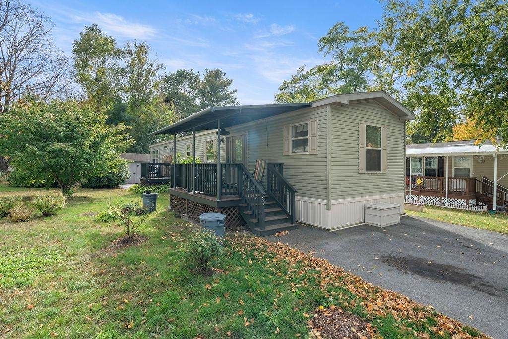 27 Hayes Park - Photo 1