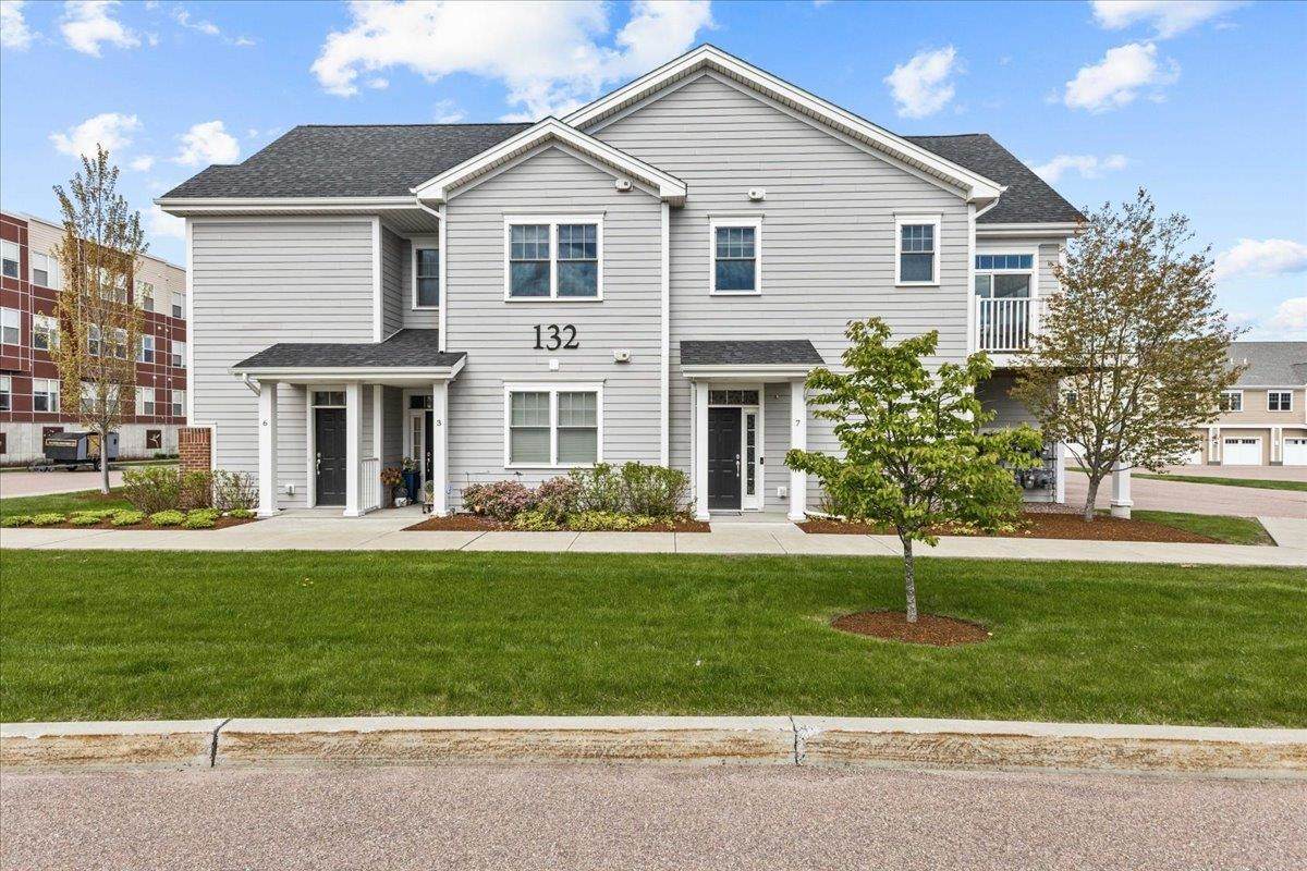 132 Stillwater Lane - Photo 1