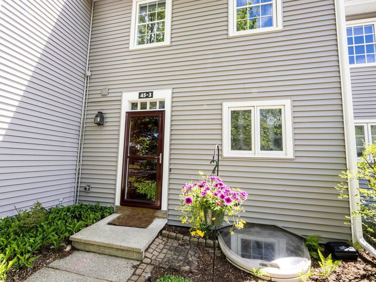 45 Village Commons - Photo 1