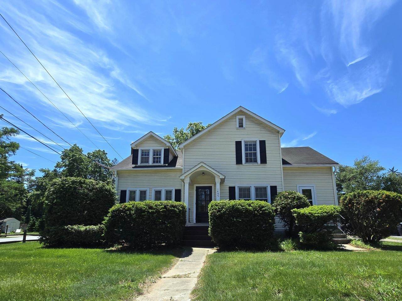 1495 Williston Road - Photo 1