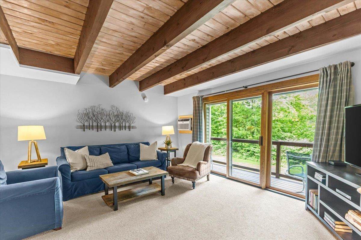 277 Topnotch Drive - Photo 1