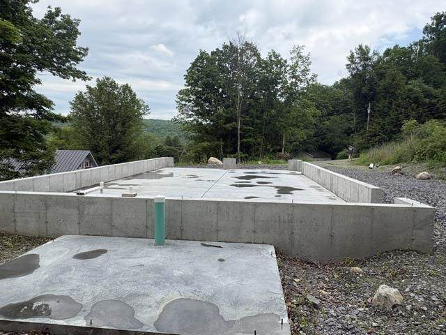 102 Skyline Drive - Photo 1