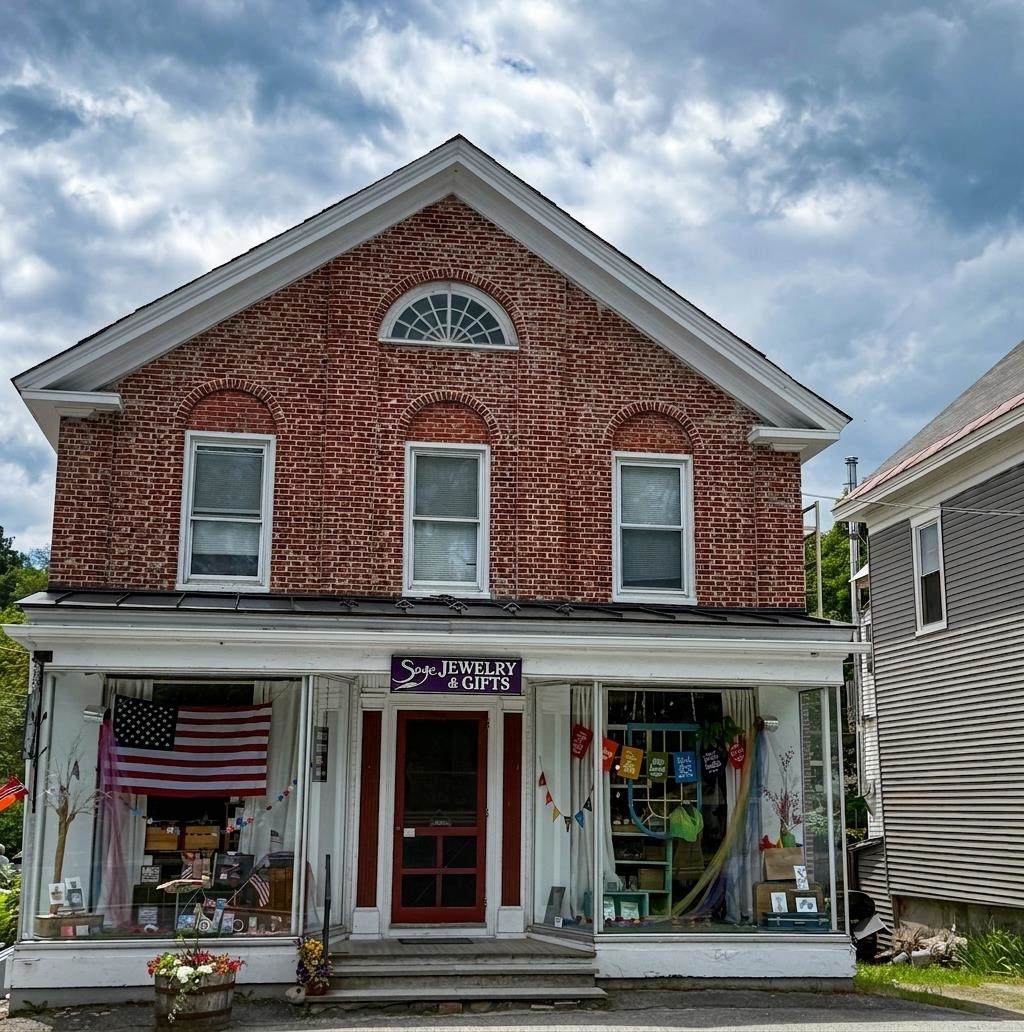 34 School Street - Photo 1