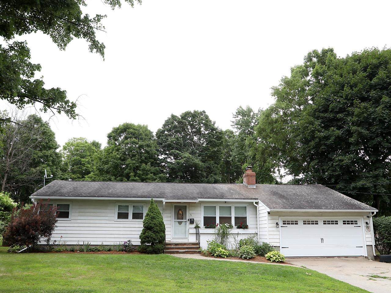 21 Drury Drive - Photo 1