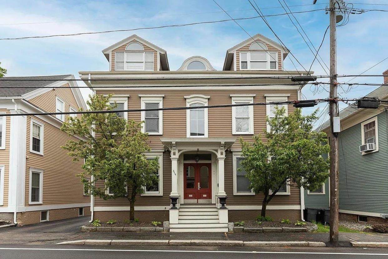 314 Islington Street - Photo 1