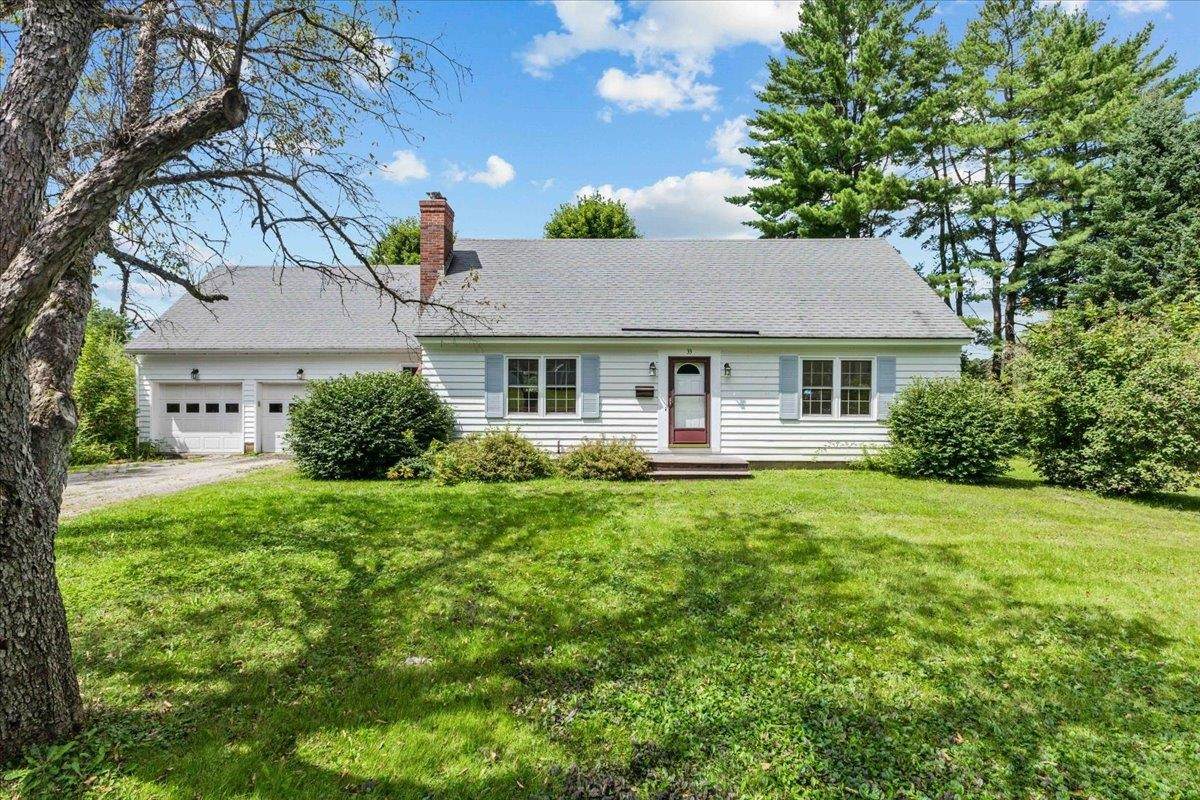 33 Colonial Drive - Photo 1