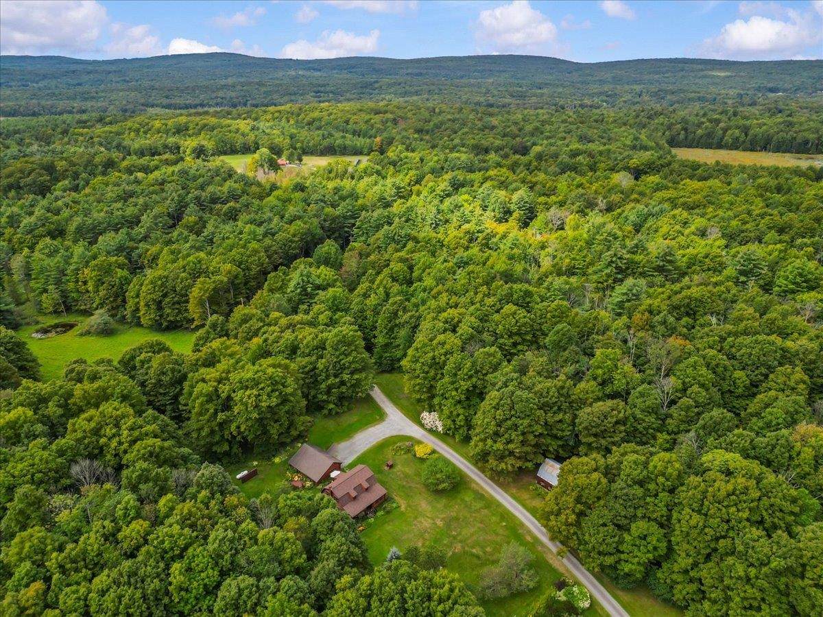 485 Barry Road - Photo 1