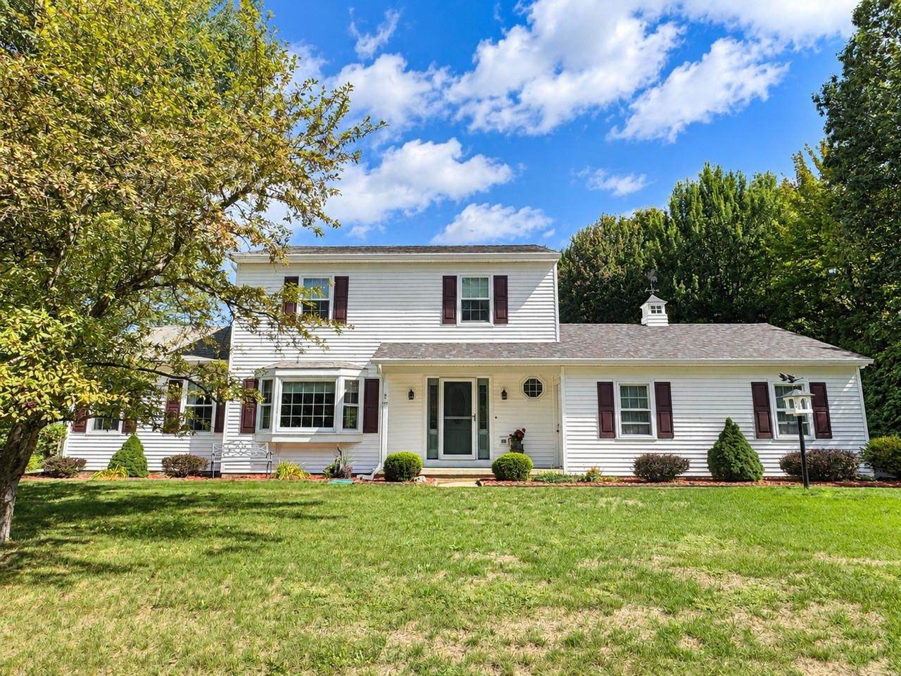 10 Mason Drive - Photo 1