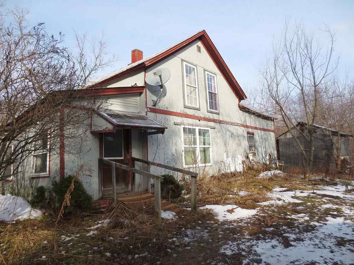 272 Troy Street - Photo 1