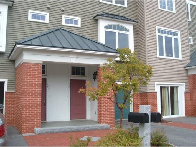 121 Riverwalk Way - Photo 1