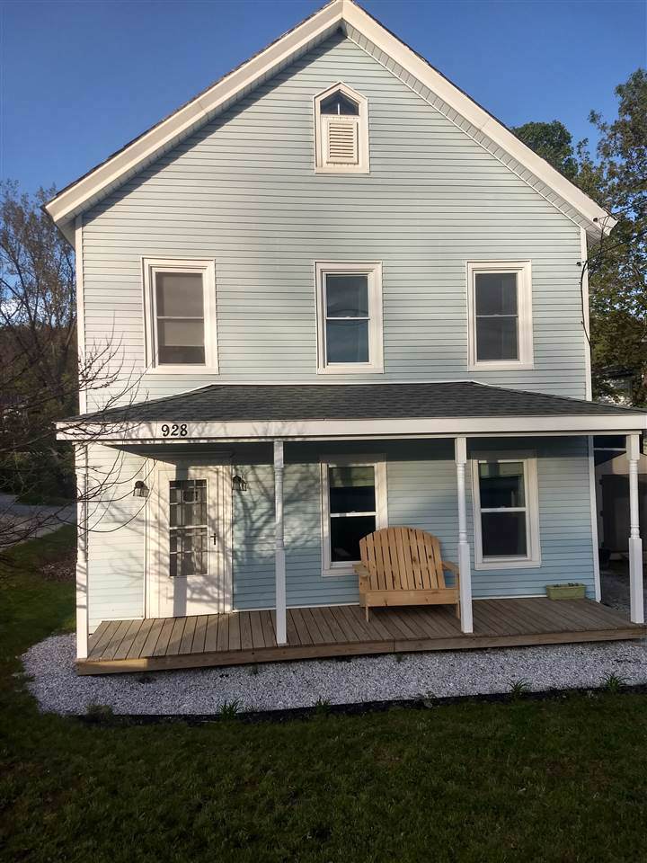 928 Pleasant Street - Photo 1