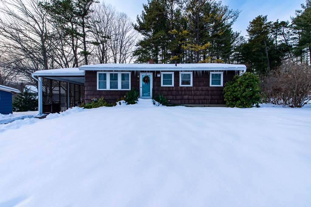 7 Oak Hill Drive - Photo 1