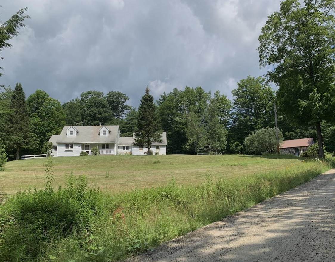 2581 North Road - Photo 1