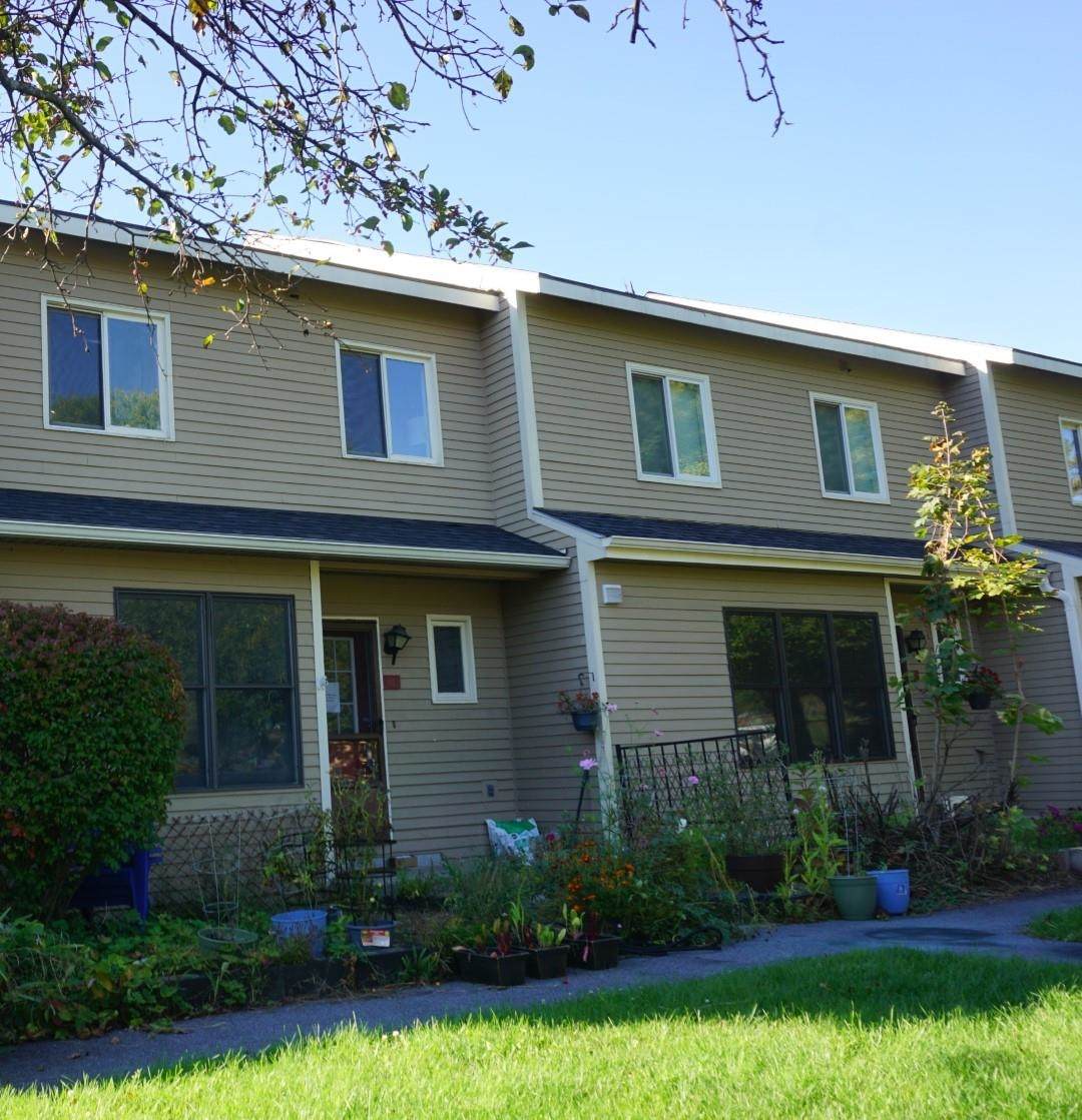 I7 Stonehedge Drive - Photo 1