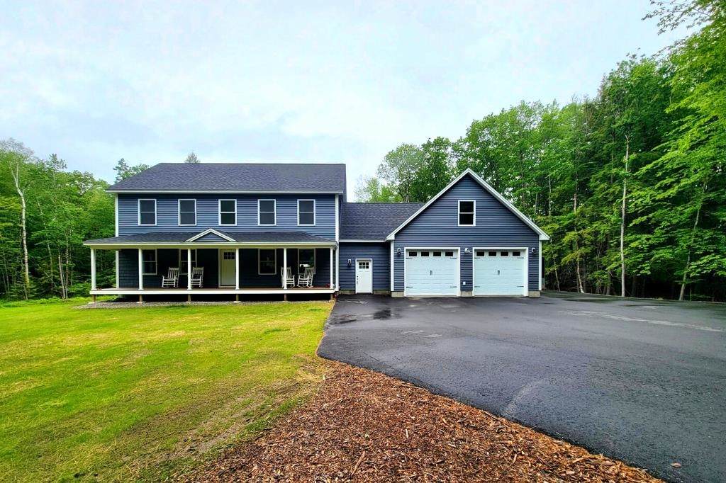 633 East Side Drive - Photo 1