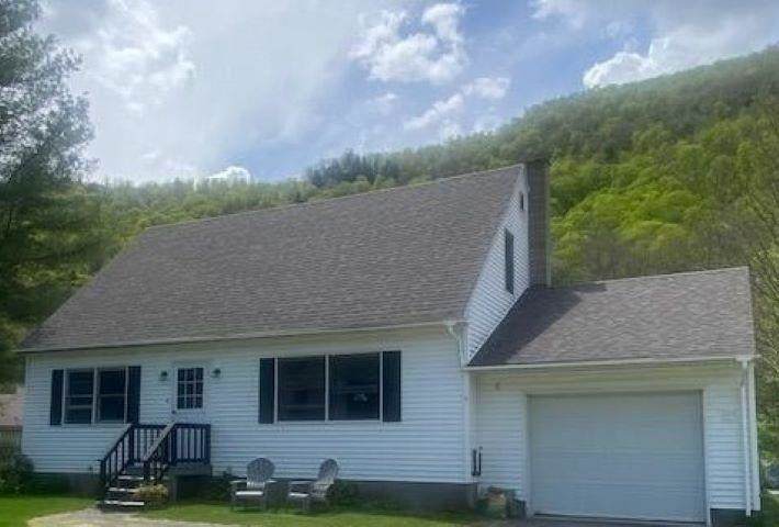 390 Tunnel Street - Photo 1