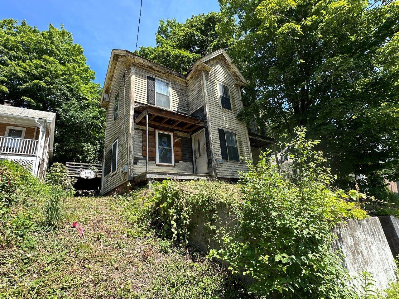 211 High Street - Photo 1
