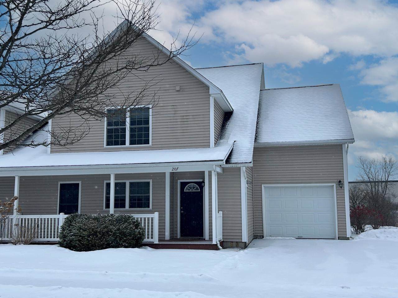 207 Farmall Drive - Photo 1