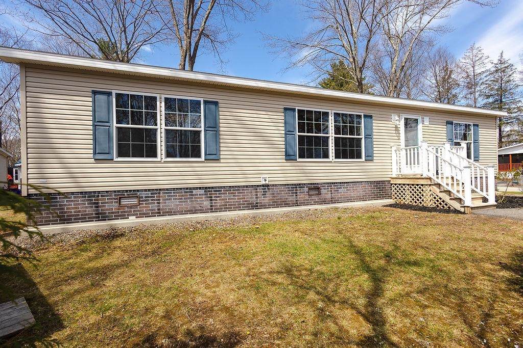 220 Robin Hood Drive - Photo 1