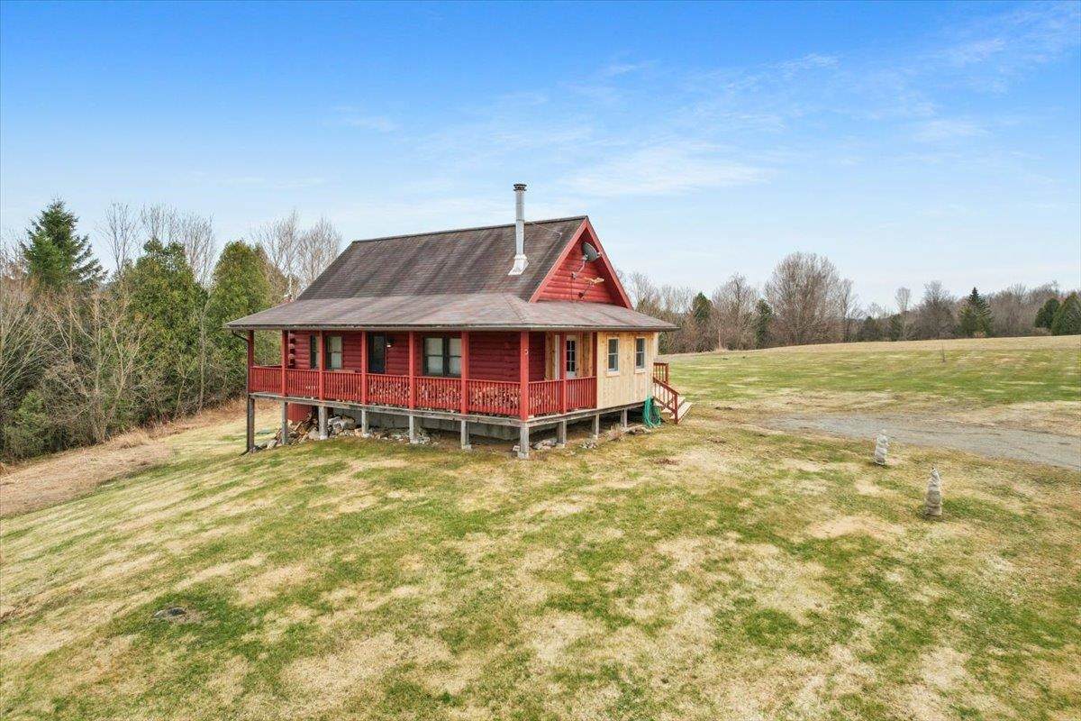 1379 River Road - Photo 1