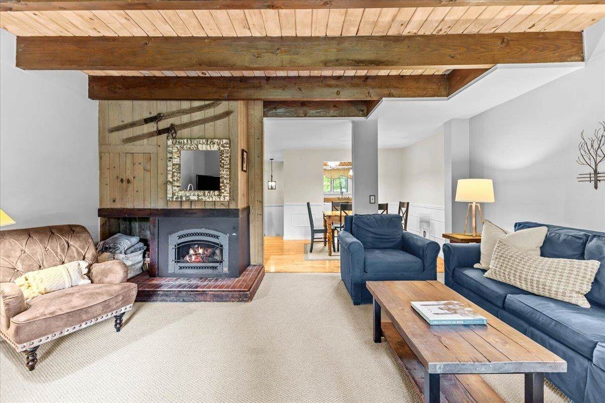 277 Topnotch Drive - Photo 1
