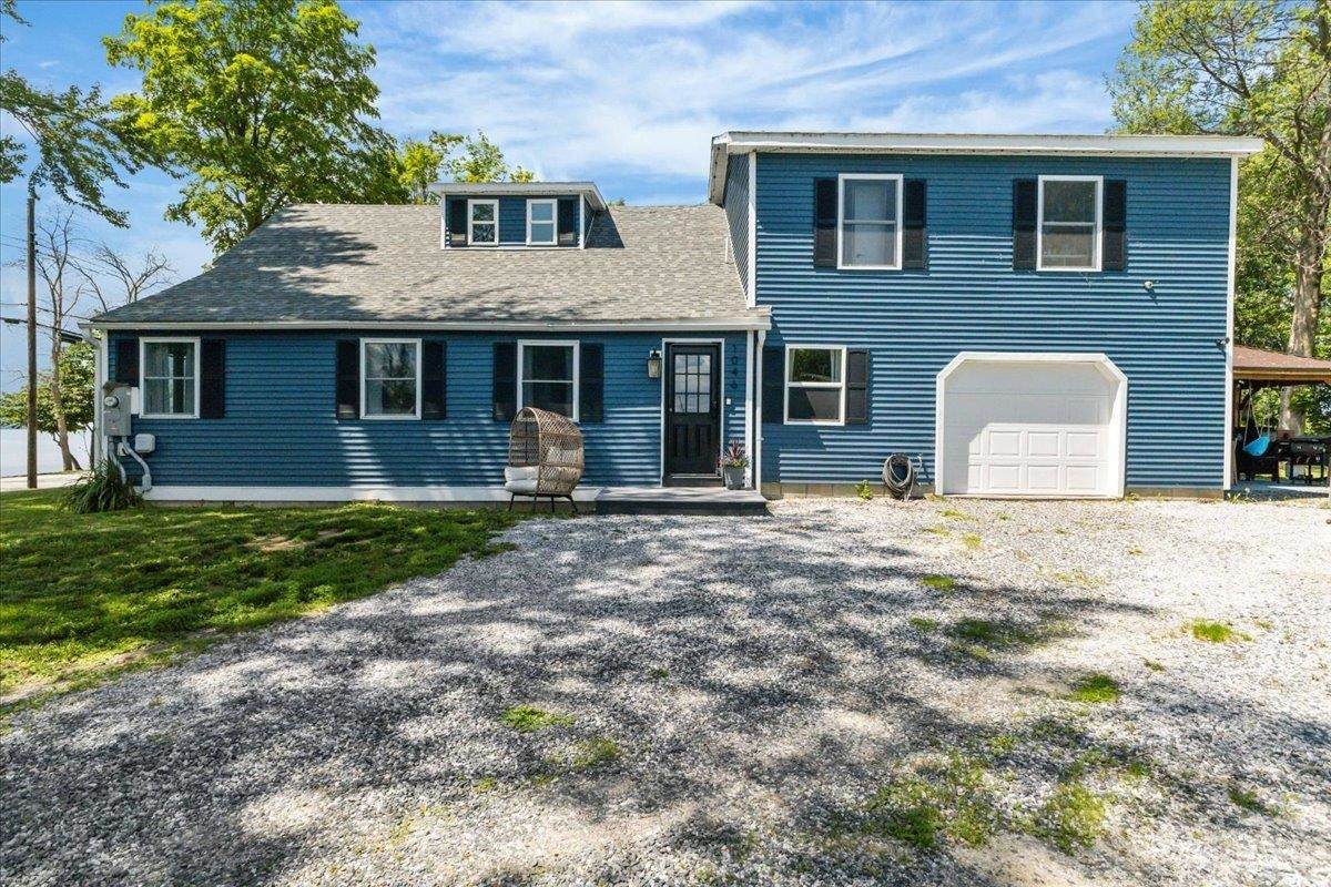 1046 Hathaway Point Road - Photo 1