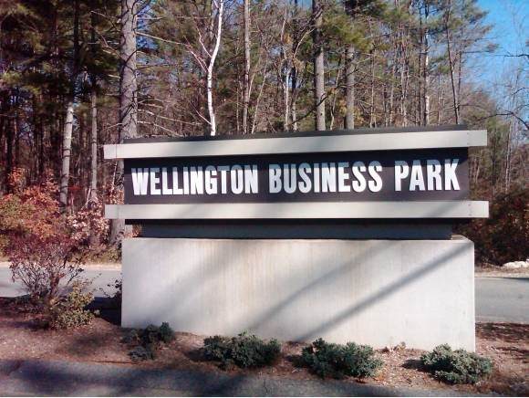 100 Dartmouth Drive - Photo 1