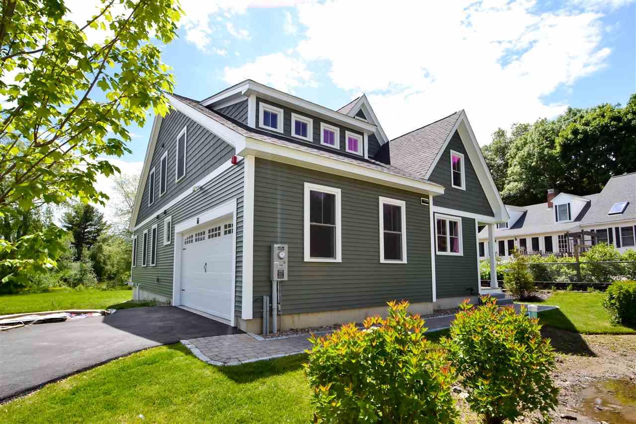 996 Maplewood Avenue - Photo 1