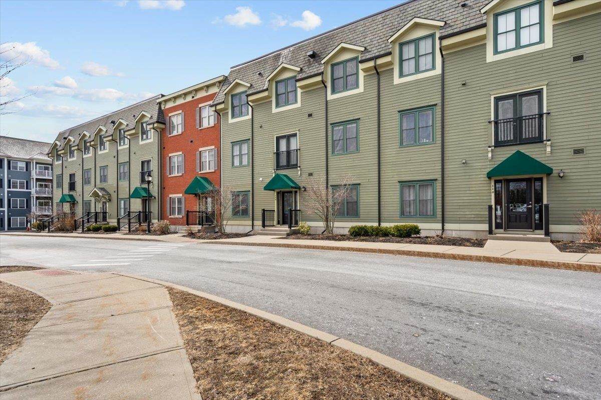 33 Naomis Way - Photo 1