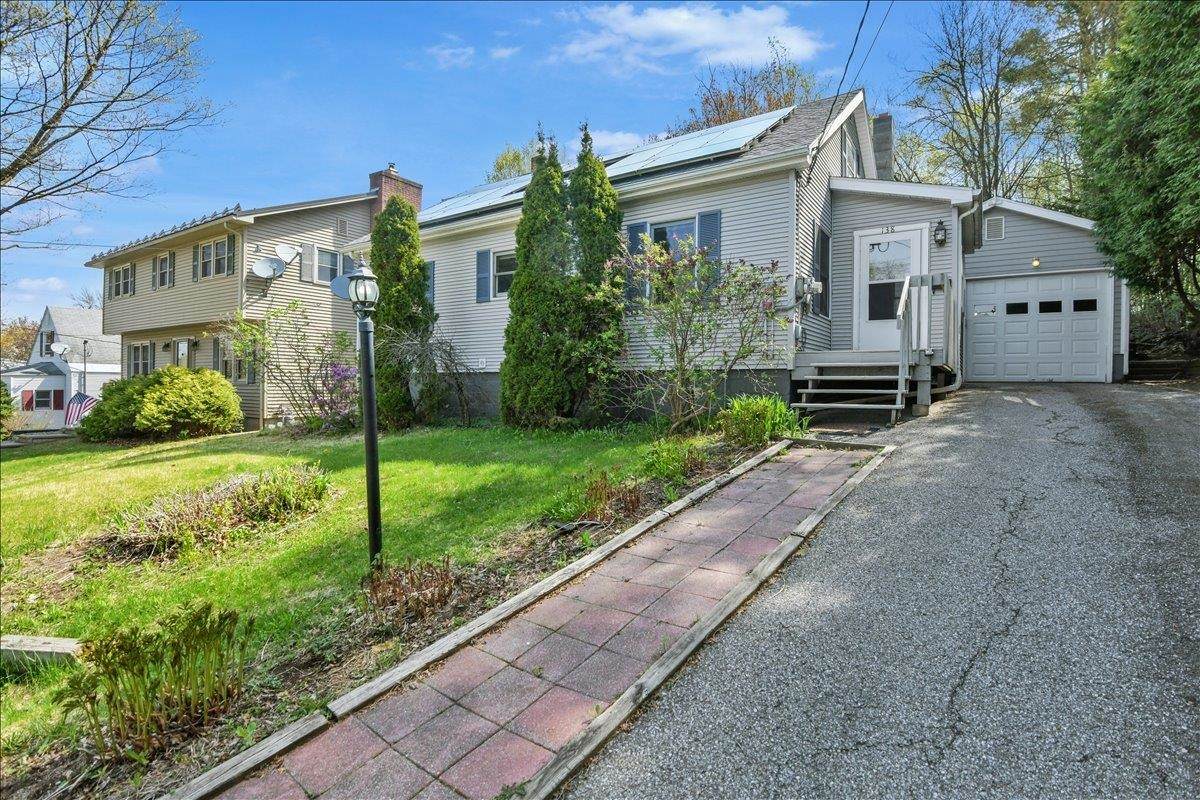 138 Foster Street - Photo 1