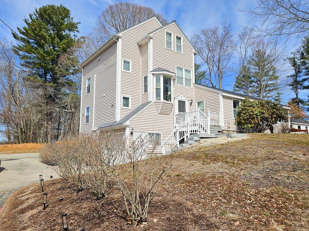 15 Ayers Lane - Photo 1