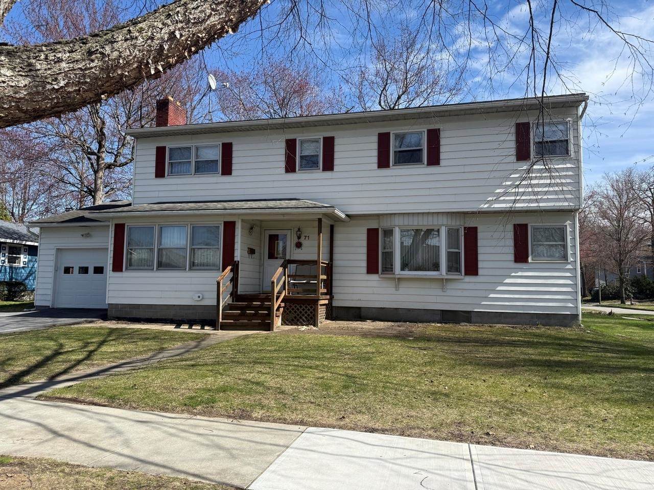 71 Lakewood Parkway - Photo 1