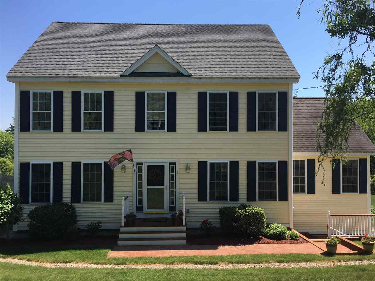 16 Continental Boulevard - Photo 1