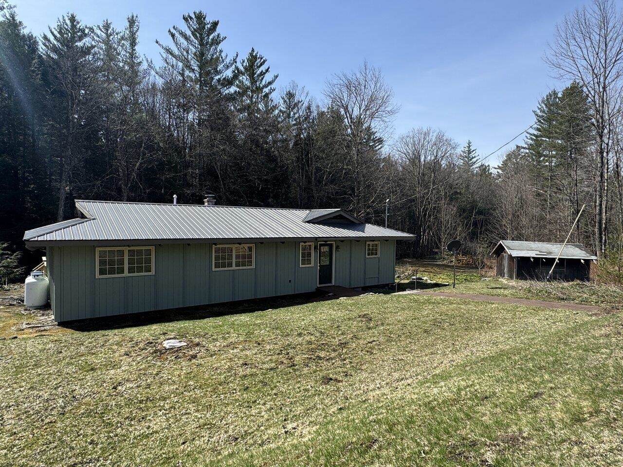 1012 Mountain Road - Photo 1