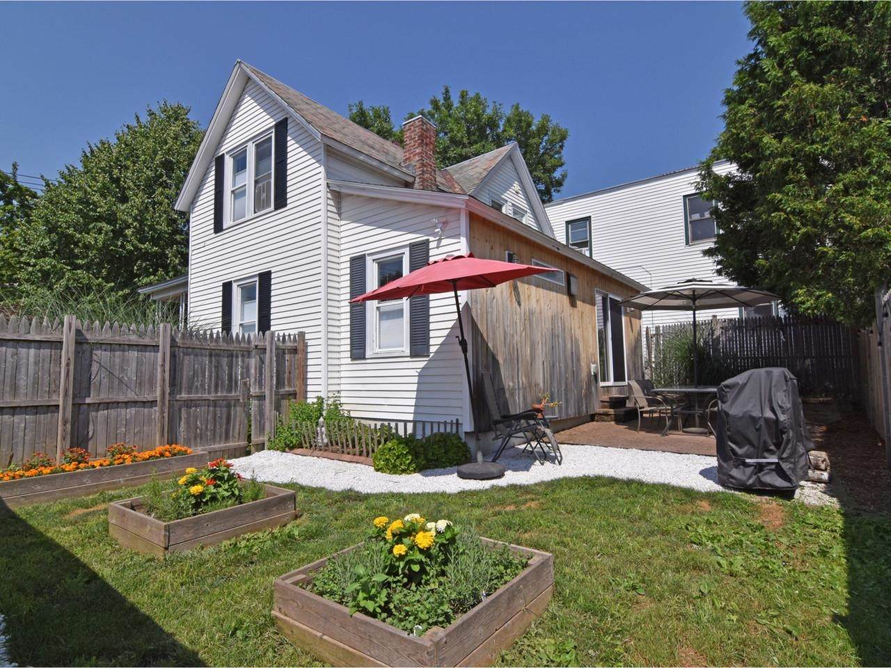19 Spruce Street - Photo 1