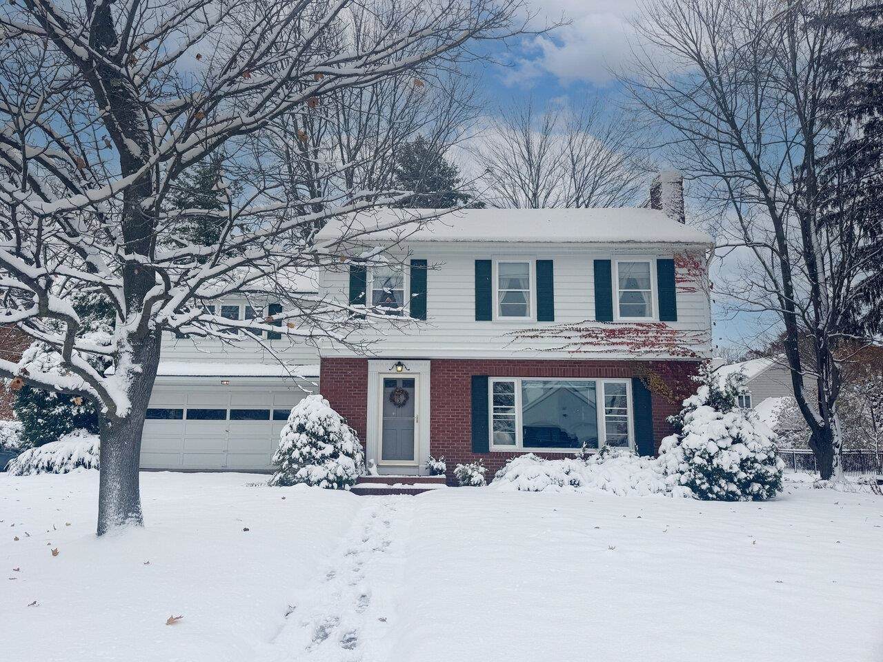 162 Crescent Road - Photo 1