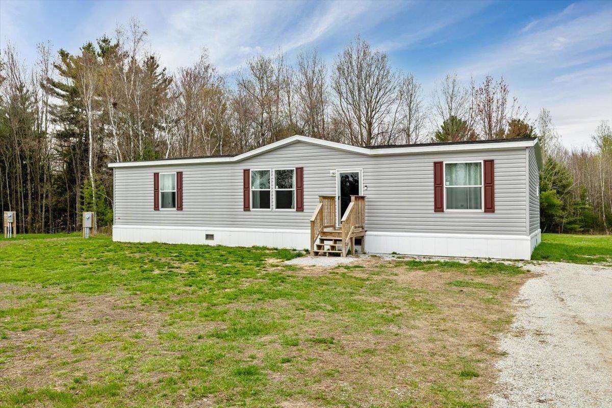 78 Lynn Lou Drive - Photo 1
