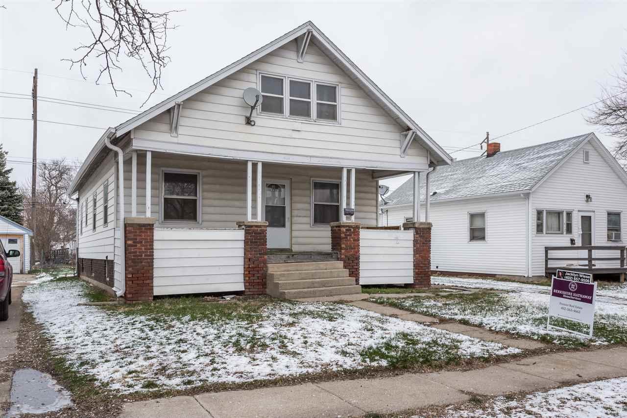414 Hastings Avenue - Photo 1