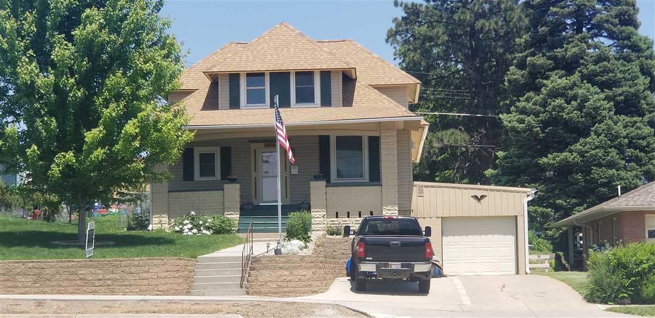 1406 Norfolk Ave. - Photo 1