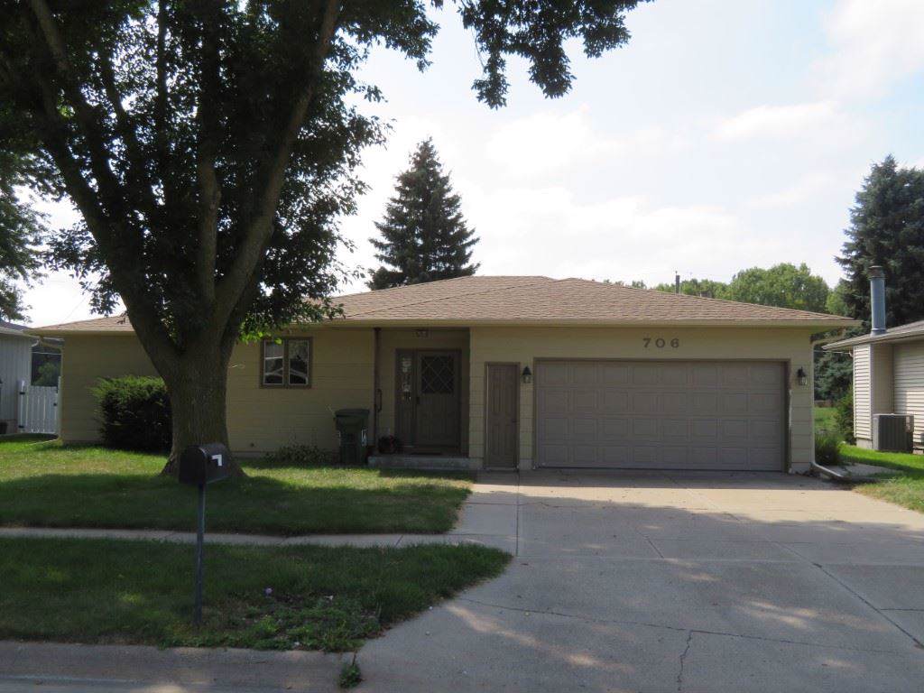 706 Prospect Ave - Photo 1
