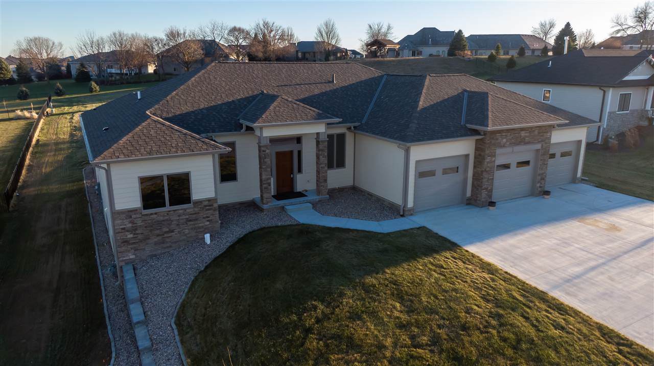 1804 Wyndham Road - Photo 1