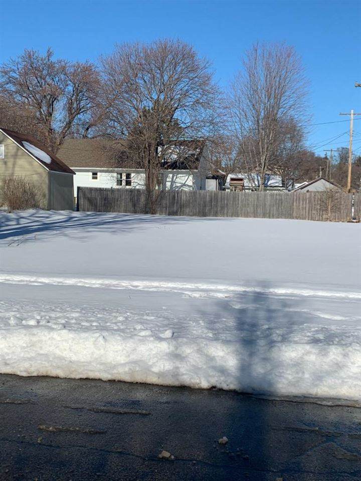 1004 Koenigstein Ave. - Photo 1