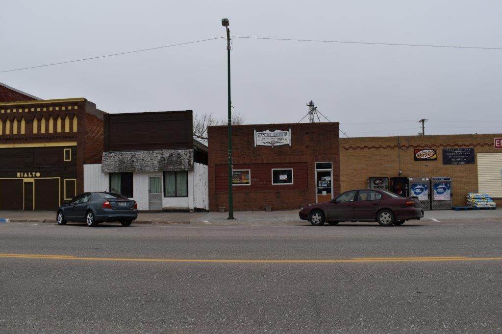 907 Ivy - Photo 1