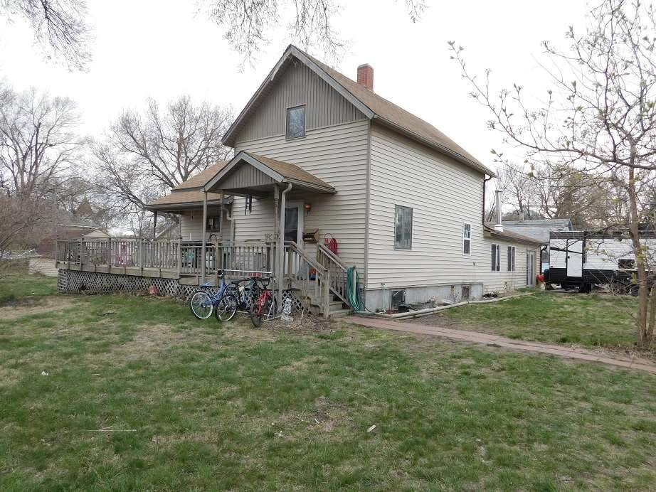 305 Cedar Street - Photo 1