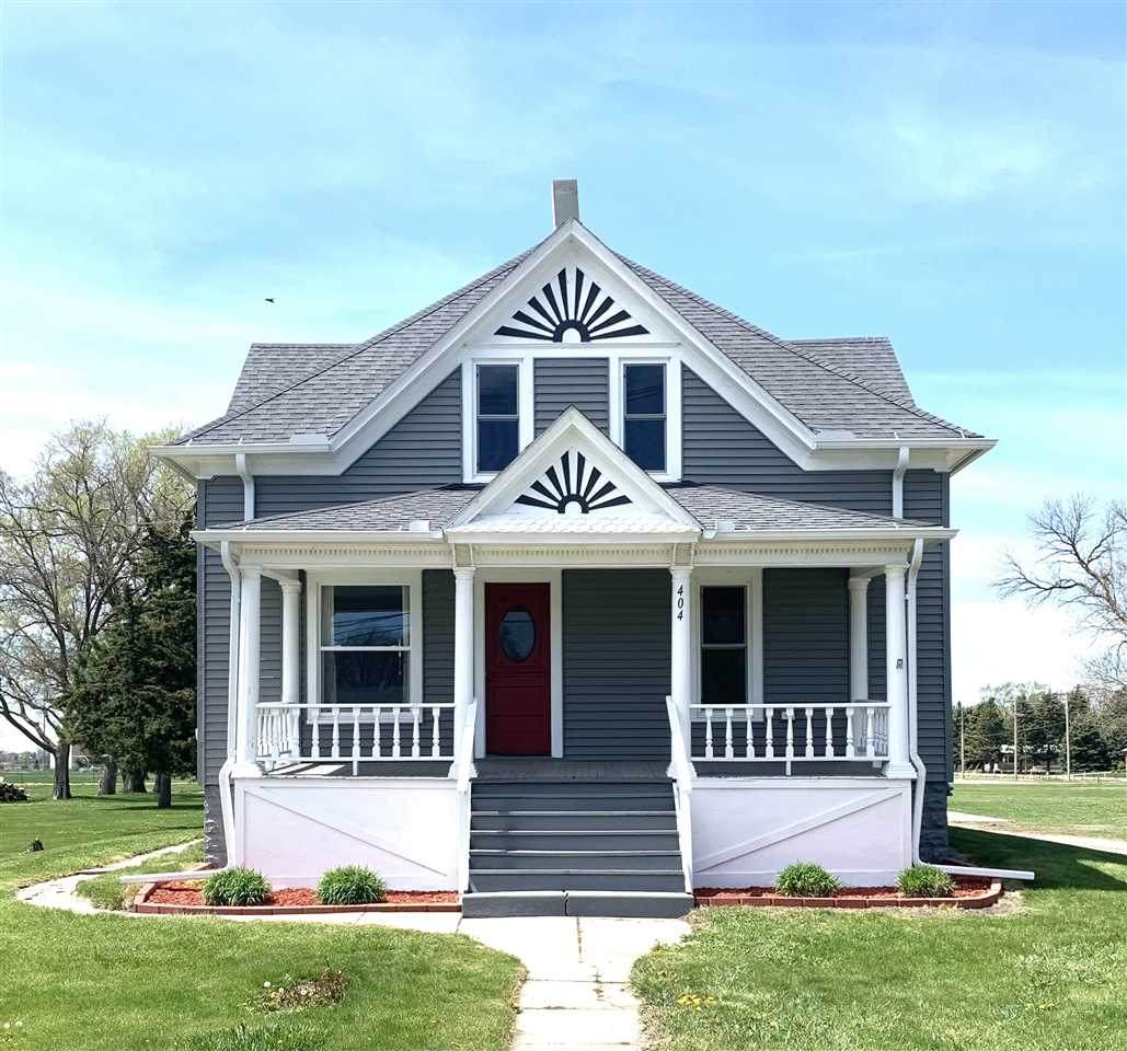 404 4th Street - Photo 1