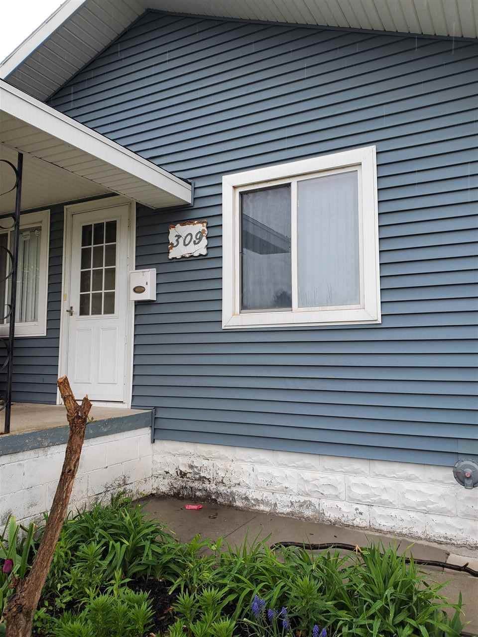 309 Pine St. - Photo 1