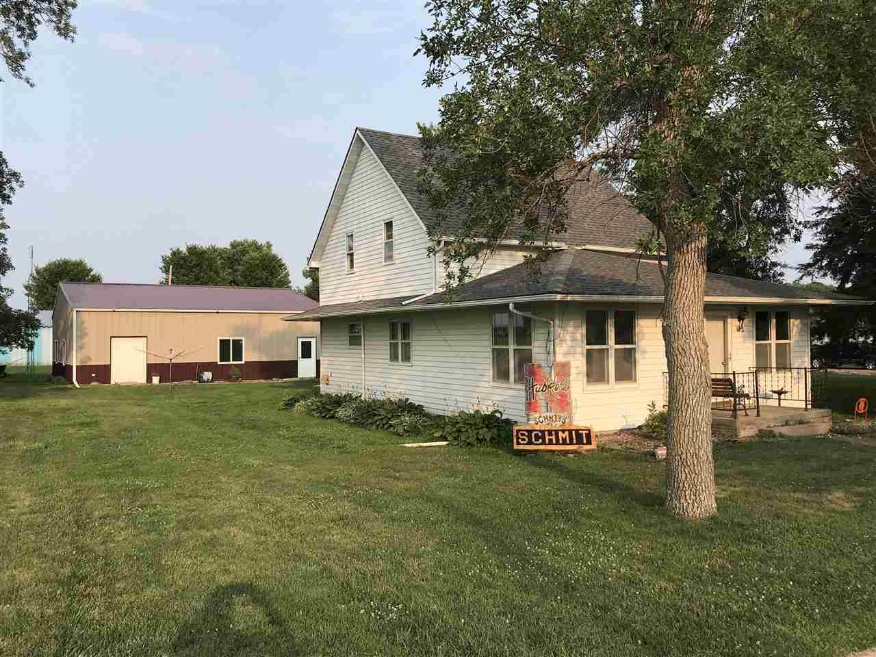 102 Market St - Photo 1